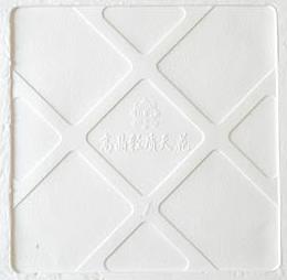 銀虎建材的產(chǎn)品耐摔、踩后還能完整拿起來，完全達(dá)到我們的標(biāo)準(zhǔn)