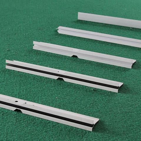 白線窄邊凹槽主龍骨